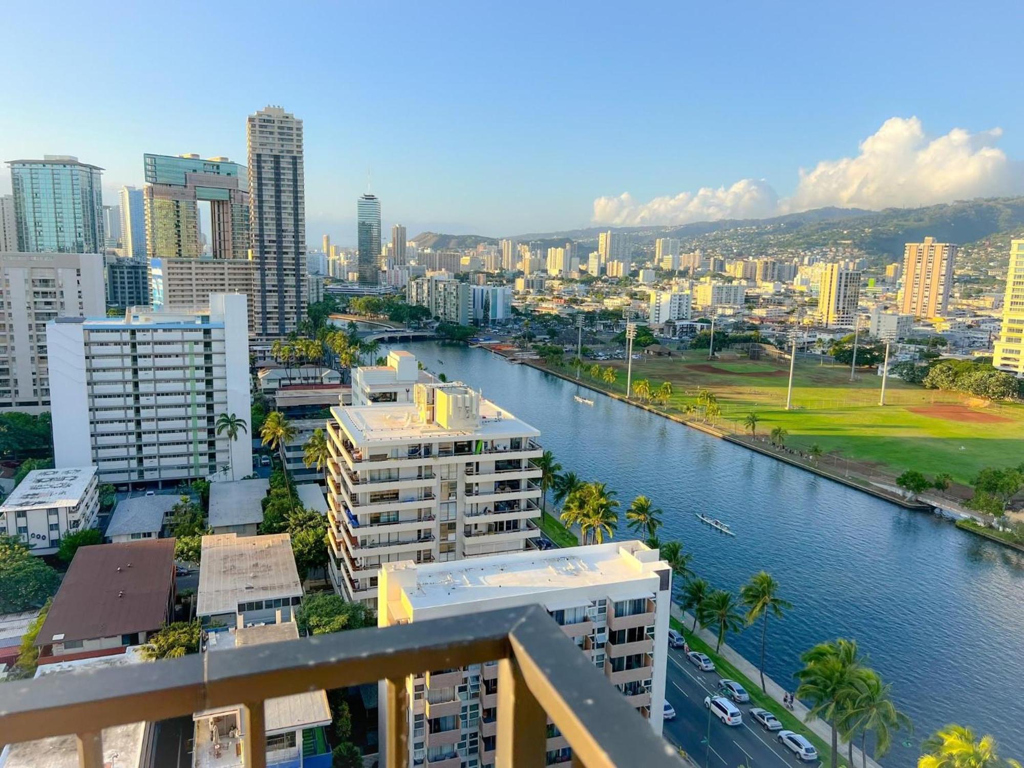 Charming Royal Garden Villa Honolulu Exterior photo