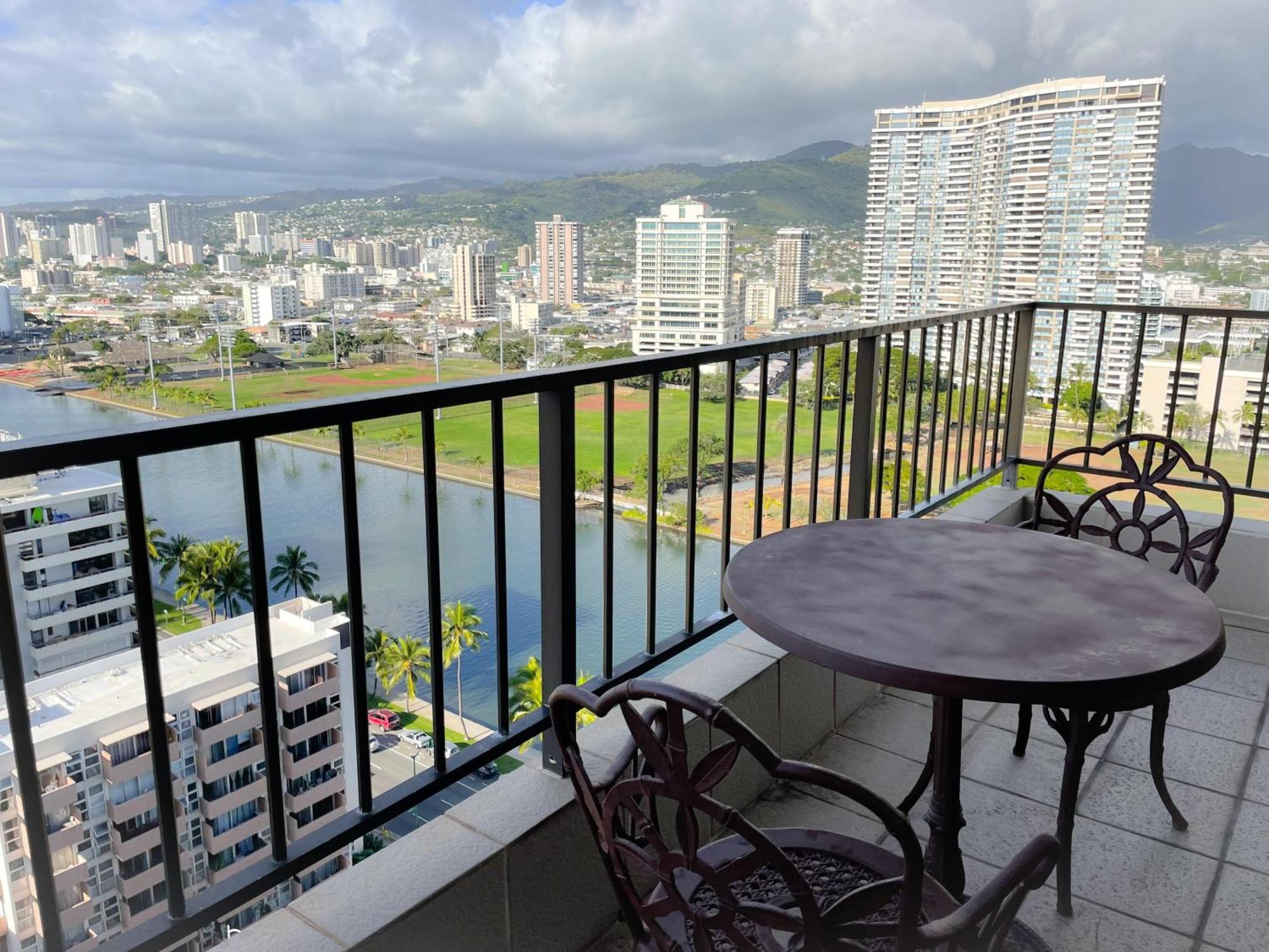 Charming Royal Garden Villa Honolulu Exterior photo